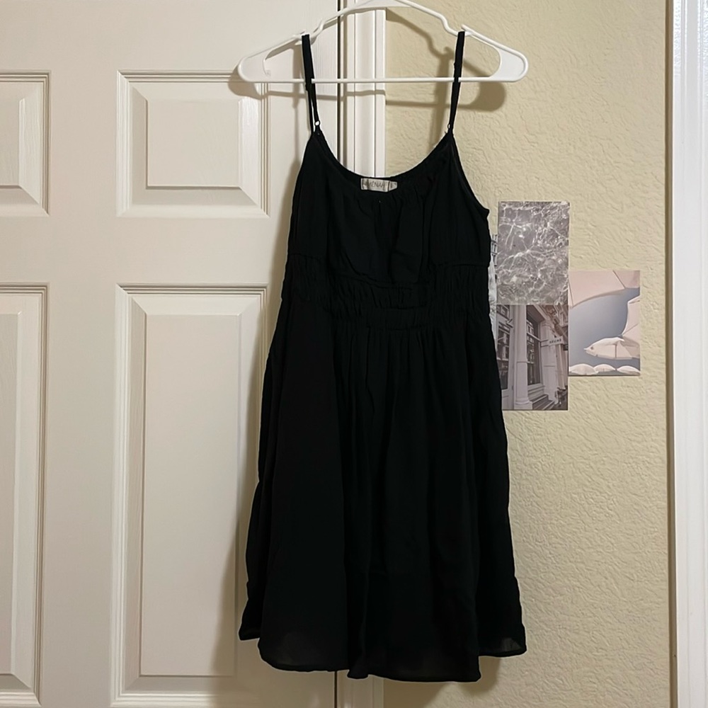 Amenah, size 3, color black